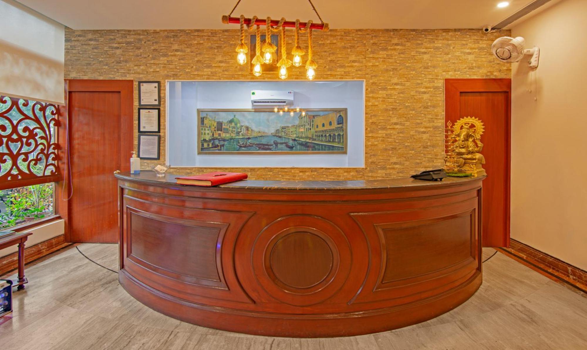 Treebo Corporate Park Hotel New Delhi Luaran gambar