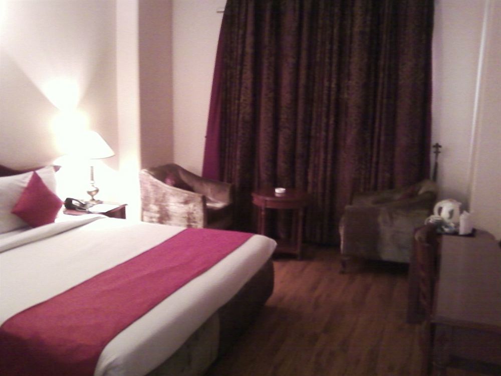 Treebo Corporate Park Hotel New Delhi Luaran gambar