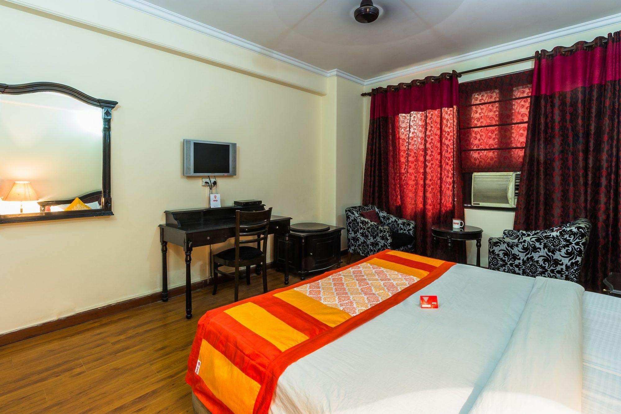 Treebo Corporate Park Hotel New Delhi Luaran gambar